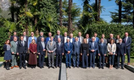 Como retreat &ndash; towards new European defence structures (Martens)